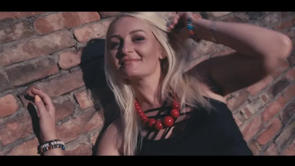 Blu Rey - Marysia