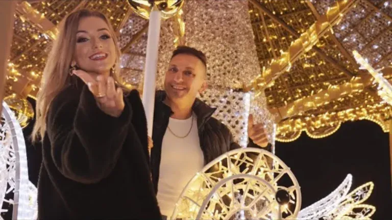 Casandra & Mr Max - Magia świąt