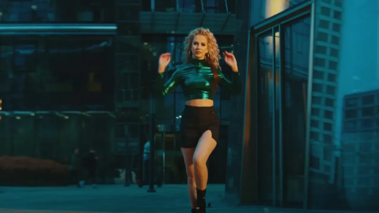 Żaneta Chmielewska - Daj mi znak | Teledyski Disco Polo